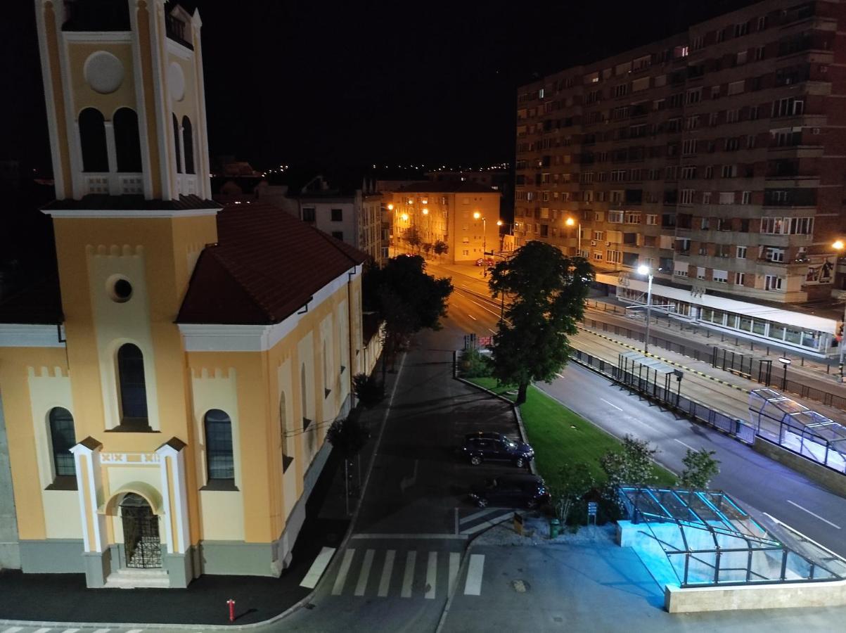 Midtown Apartment Oradea Exterior foto